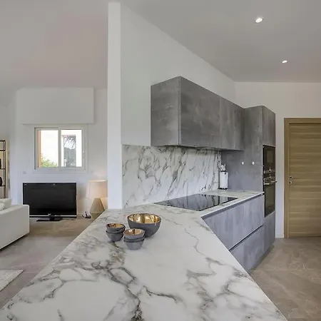 La Julia Two Villa *