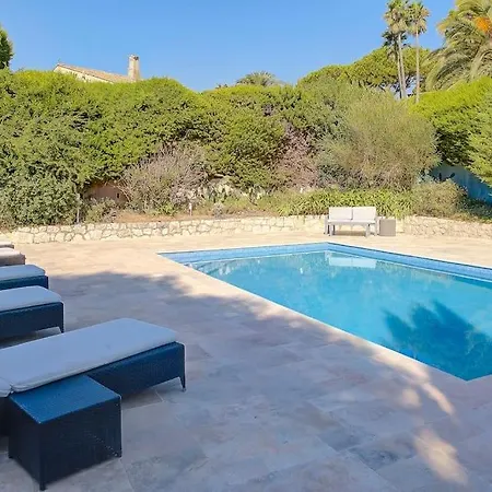 La Julia Two Villa *