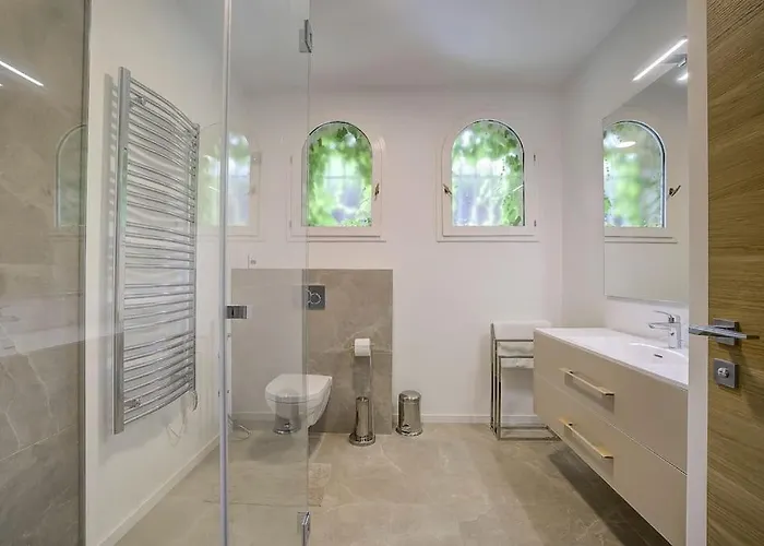 Villa La Julia Two *